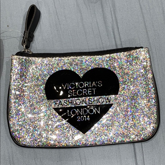 Victoria’s Secret Fashion Show Exclusive Wristlet - Picture 1 of 5